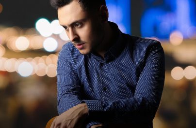 Γιάννης Γρόσης «Στην Άκρη Του Κόσμου» : Νέα αποκλειστικότητα!