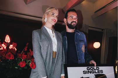 Κατερίνα Λιόλιου: έγινε πλατινένια με το album «1994» Η λαμπερή απονομή για τη νέα μεγάλη επιτυχία της!